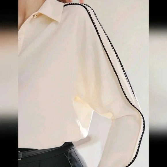 PREMIUM WOVEN WOMEN'S CONTRAST PIPING SHIRT - Picture 5 of 11